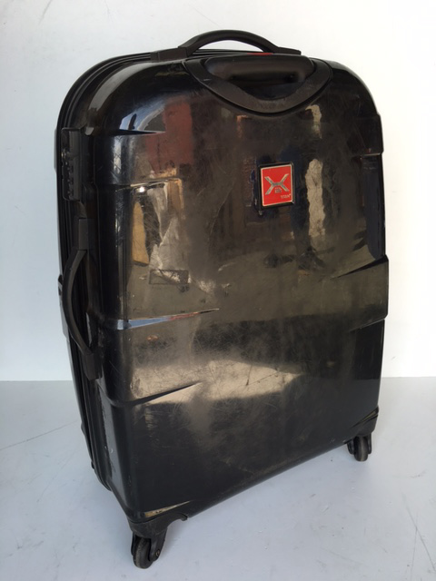 SUITCASE, Large Gloss Black Hardcase (Scuffed)